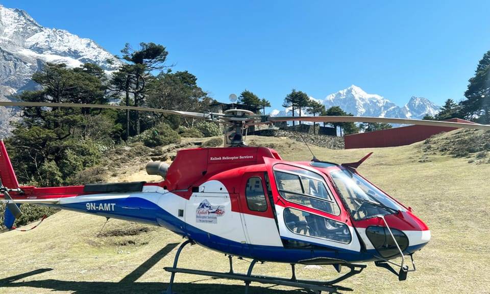 Kathmandu: Private Everest Base Camp Helicopter Tour