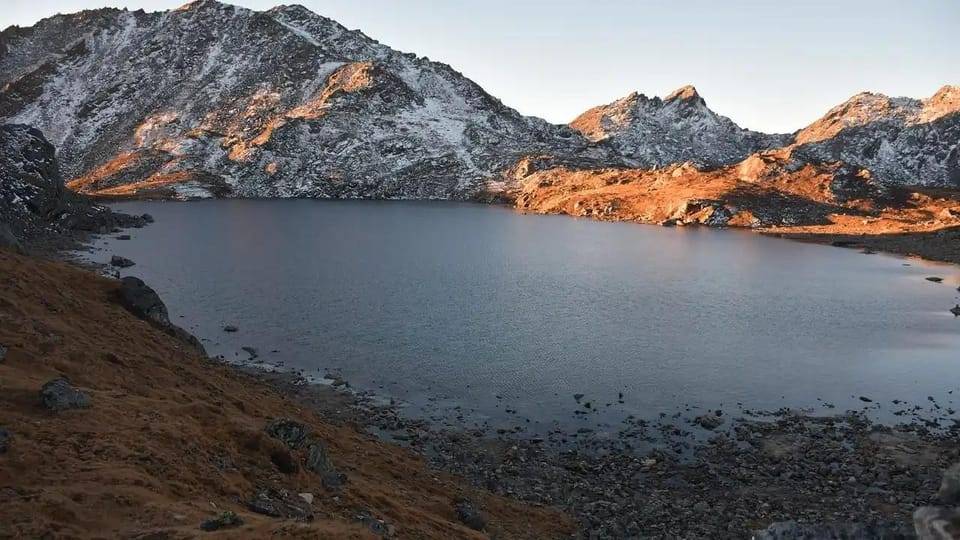 13-Day Langtang to Gosaikunda Lakes, Legends & High Trails