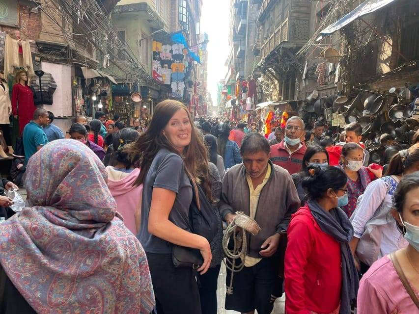 Kathmandu: Breakfast Tour- Morning Flavours on Foot