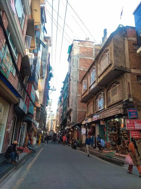 Kathmandu: Asan Market & Thamel Tour with Nepali Dinner