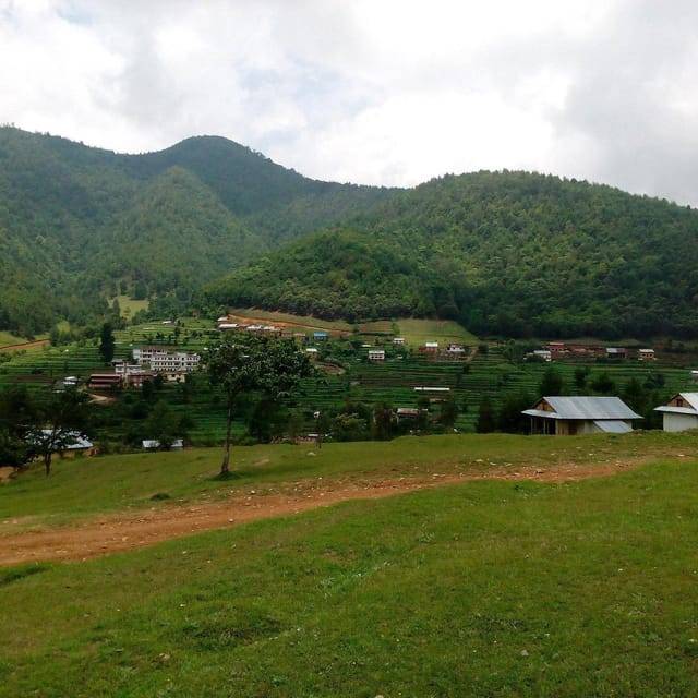 Kathmandu: 2-Day Balthali Hike via Dhulikhel & Namobuddha