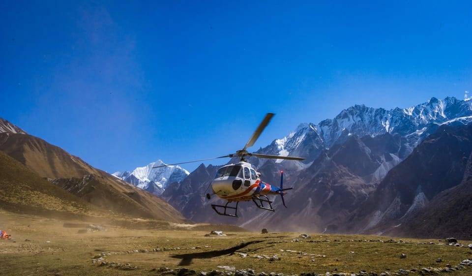 Kathmandu: Everest Base Camp Helicopter Tour with Breakfast