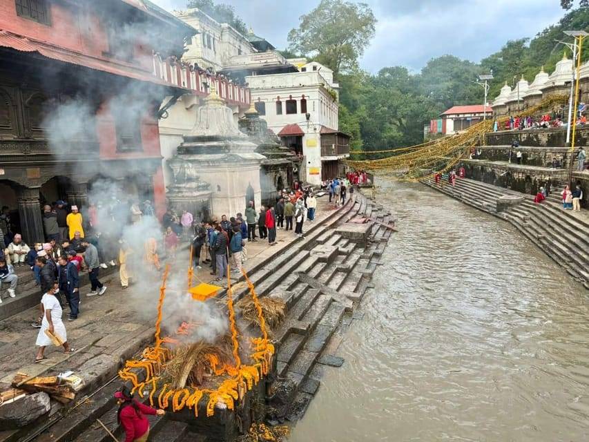 Kathmandu: Pashupatinath Temple Hindu Life Cycle Tour