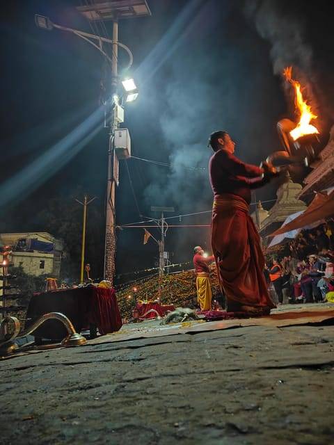 Kathmandu: Pashupatinath Temple Evening Aarati & Cremation