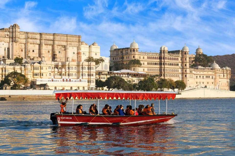 Udaipur: Full-Day Sightseeing Guided Tour w/ Flexible Option