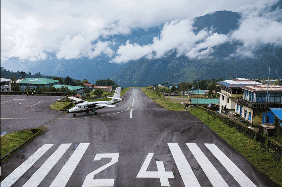 Kathmandu: 7 Days Everest Panorama Trek with Helicopter Ride