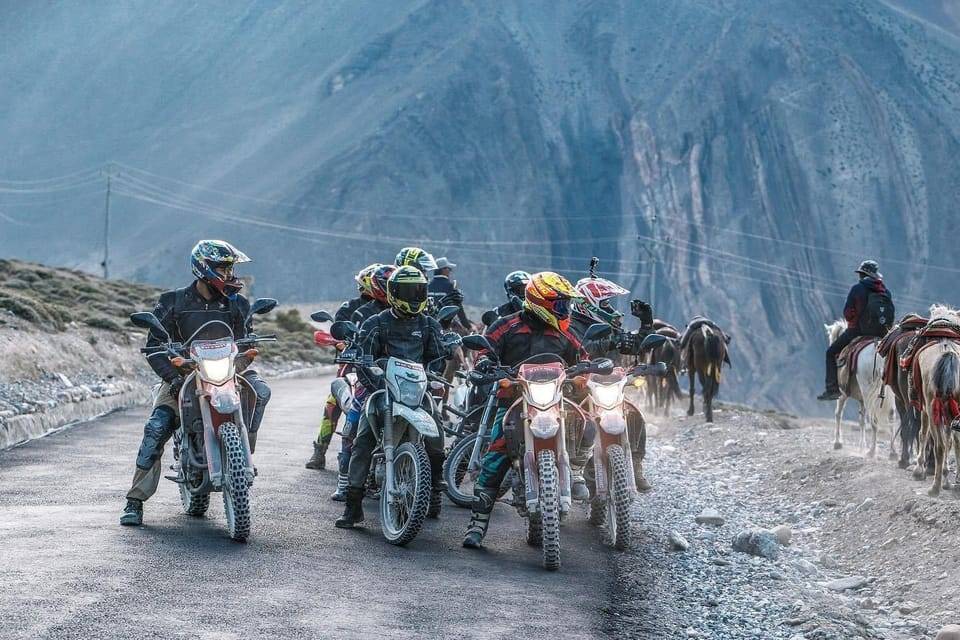Kathmandu: 7-Day Manang Mountain Bike Adventure