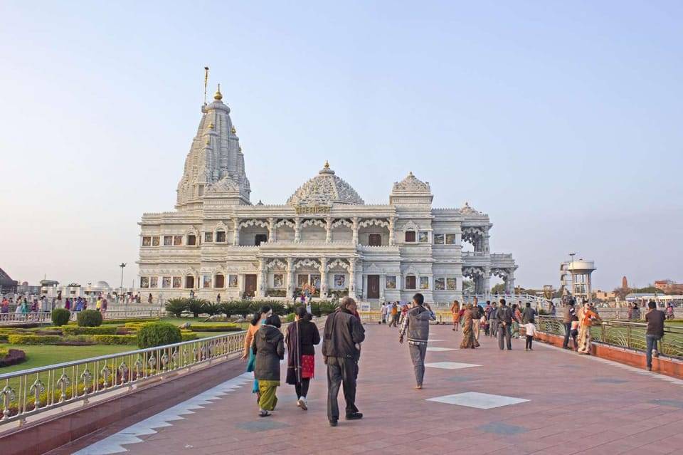 From Delhi: Private Taj Mahal Tour with Mathura & Vrindavan
