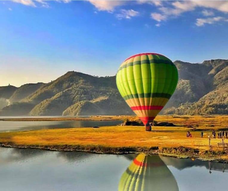 Pokhara: Hot Air Ballooning Tour in Pokhara
