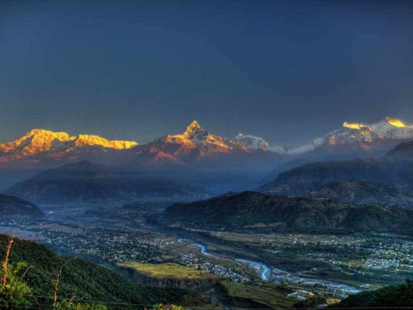 Pokhara: Sunrise & Private Day Tour on 7-Iconic Destinations