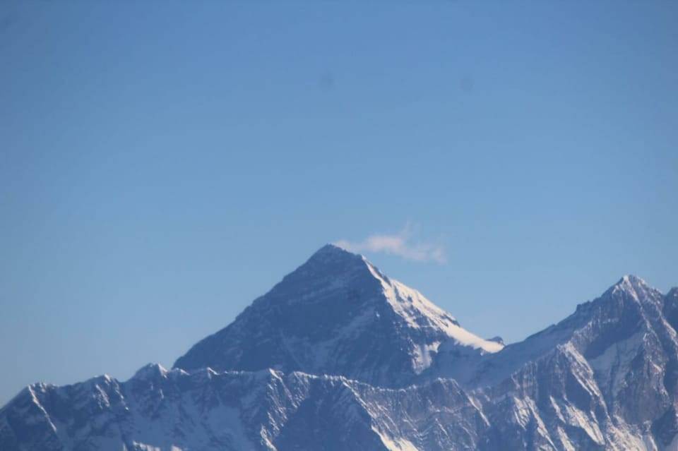 1 hour Panoramic Flight Around Mt. Everest
