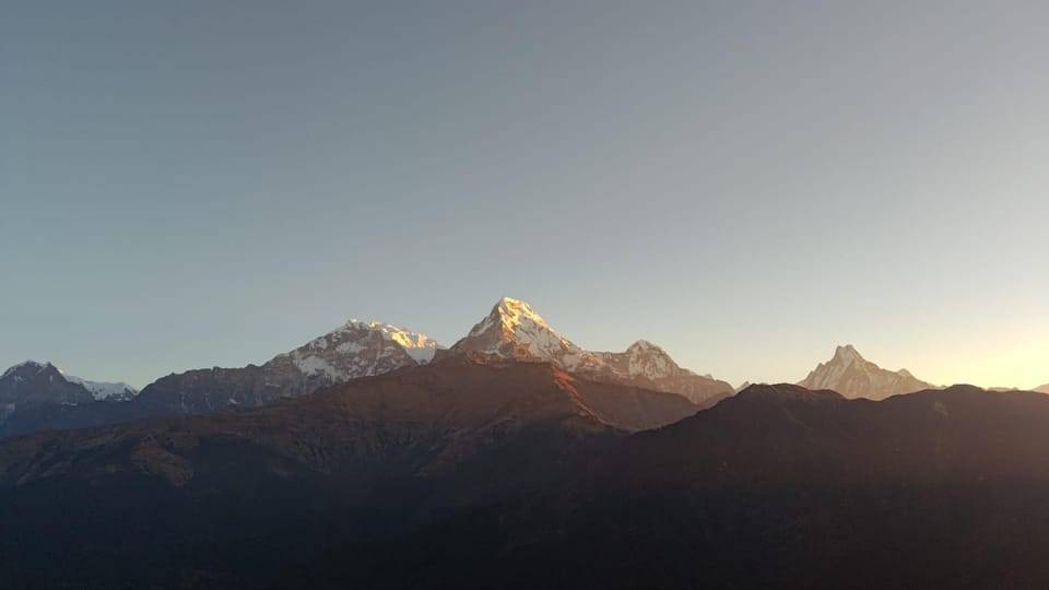 Pokhara: Private 2-day Poon Hill Trek with Accommodation