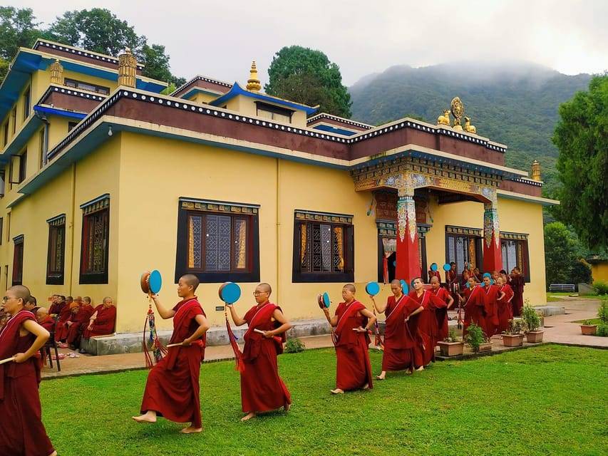 1-Month Buddhist Monastery Retreat in Kathmandu