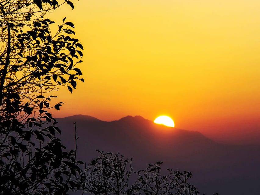 Kathmandu: Nagarkot Sunrise View Tour and Hike Changunarayan