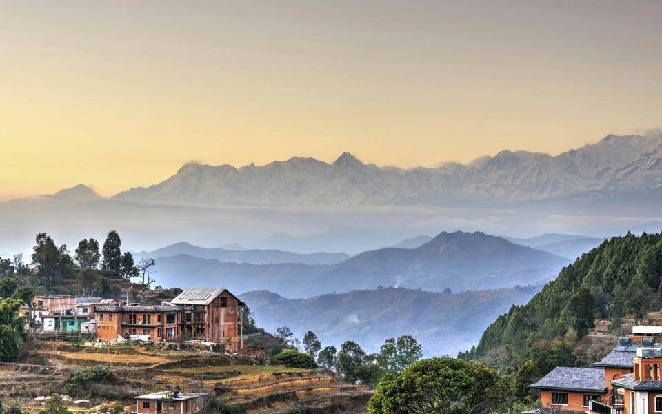 Kathmandu: Nagarkot Sunrise and Hike Day Tour