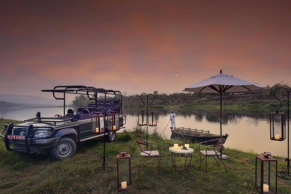 Chitwan Elegance: A 3-Day Luxury Wildlife Experience