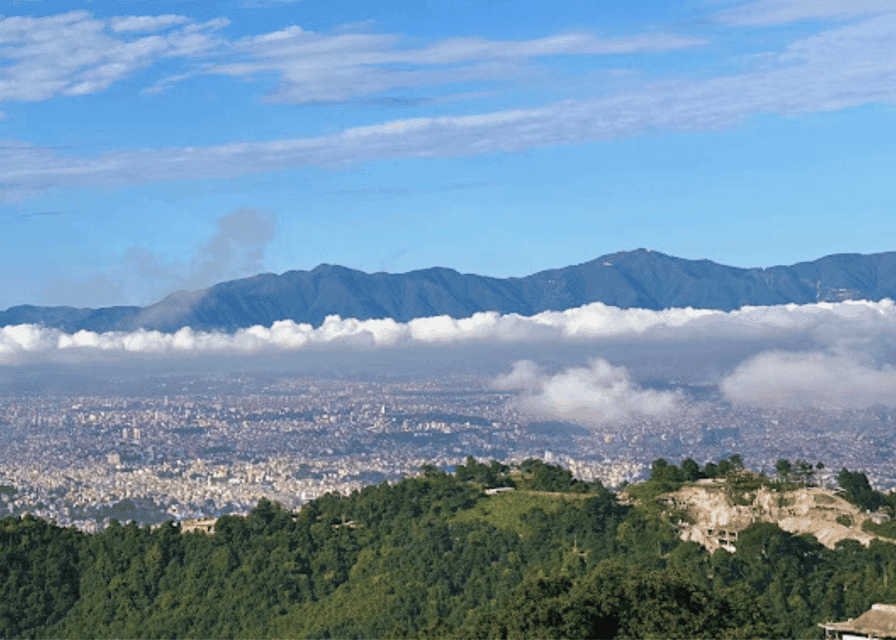 Kathmandu: Tarebhir Hiking Adventure with Spa Option