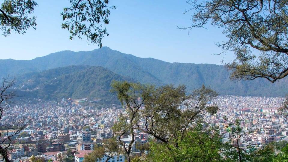Kathmandu: Monkey Temple Guided Monkey Watching Tour
