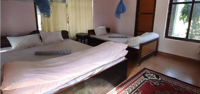 Mr B'S place — hotel in Bardiya