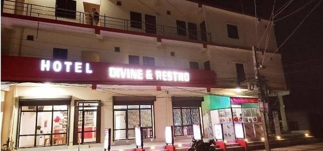 Hotel Divine And Restro — hotel in Lumbini