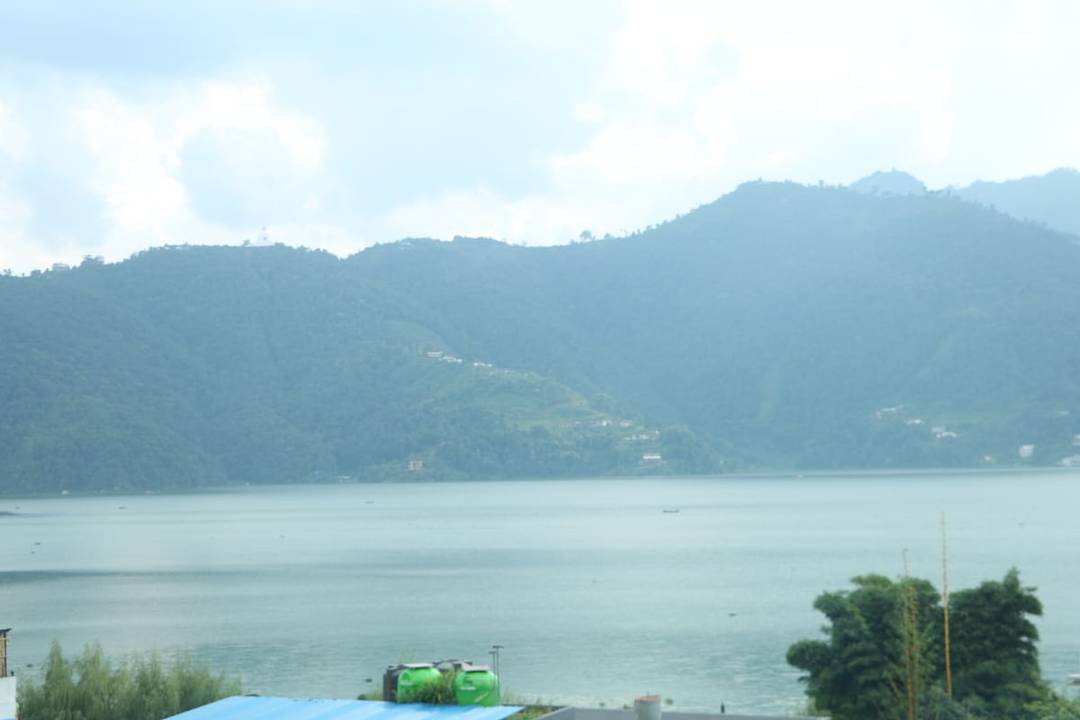 Rooftop only one room with Mesmerizing lake view — photo