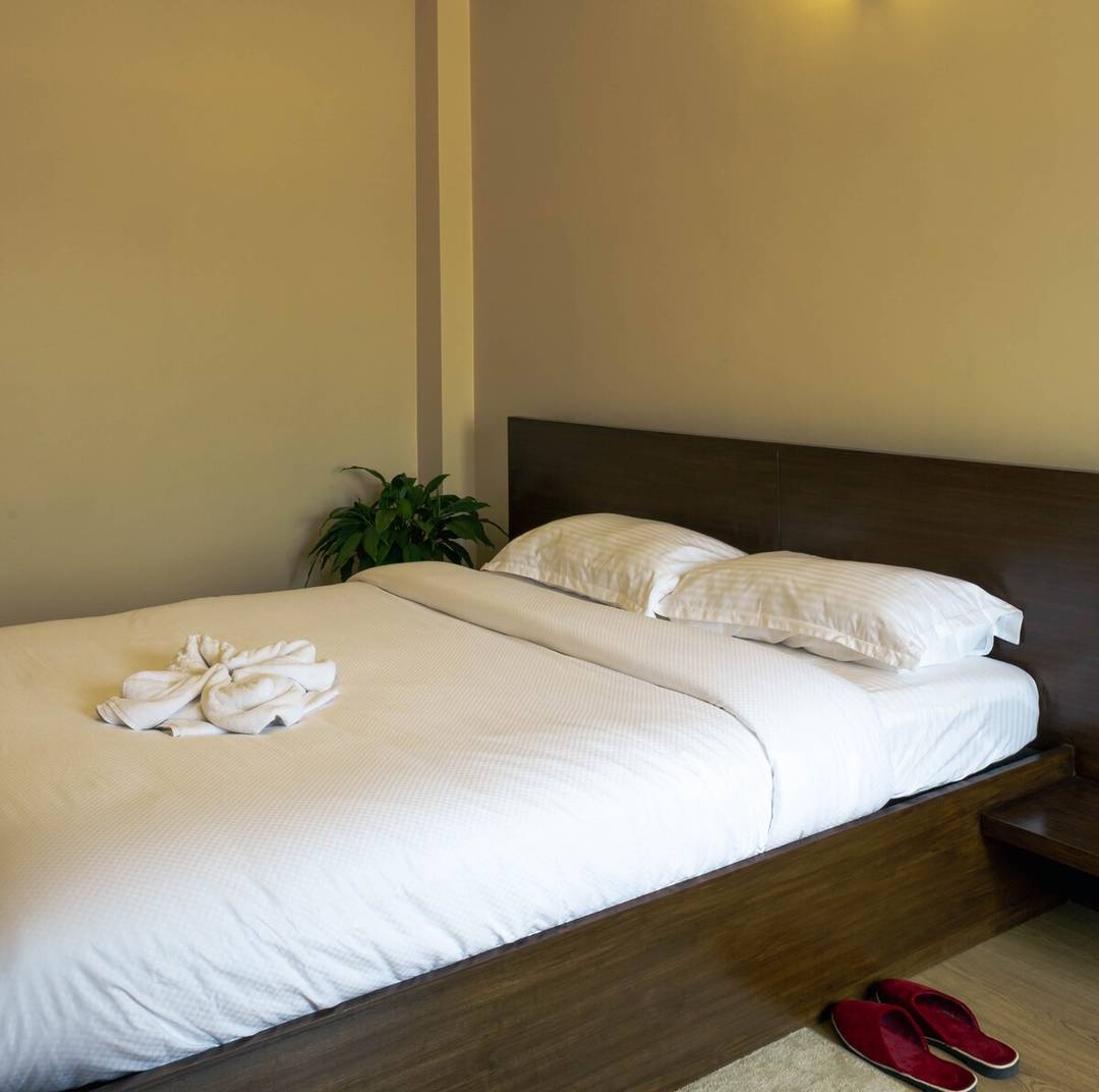 Bright Private Room in Kathmandu | Mathi Ghar — photo