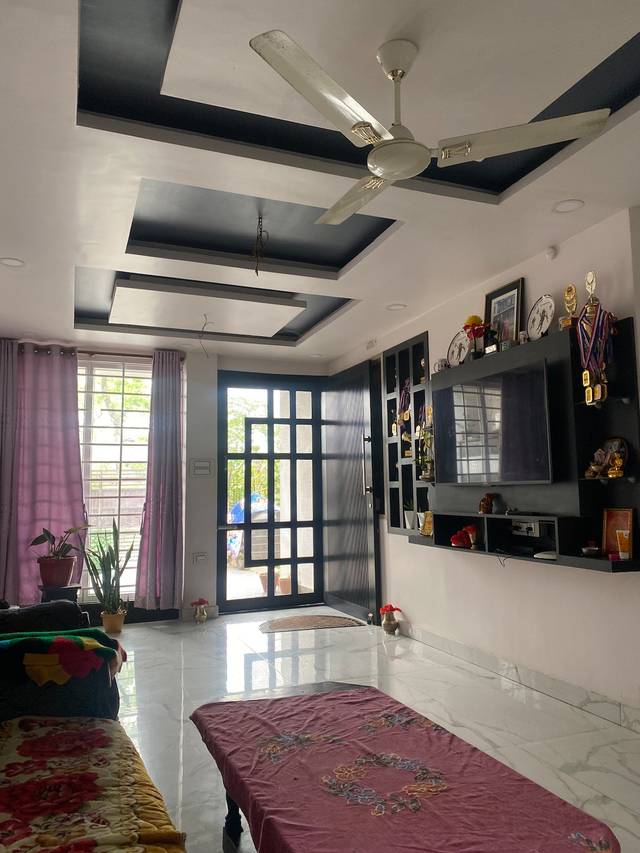 Gurung villa