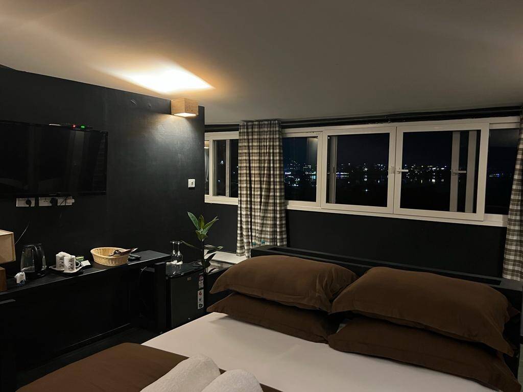 Lake View Room (Saturn) — photo