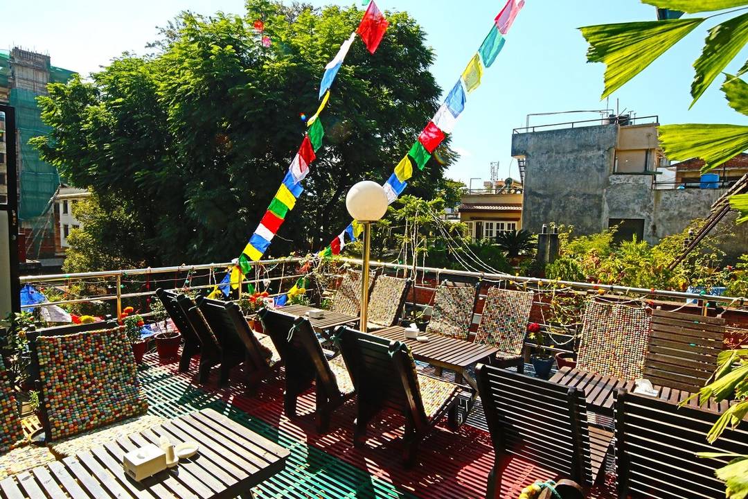 Shangrila Serenity Room, Walk to Markets & Temples — photo