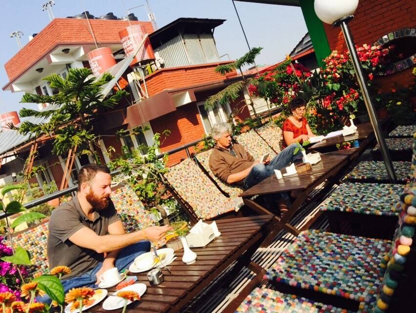 Shangrila Serenity Room, Walk to Markets & Temples — photo
