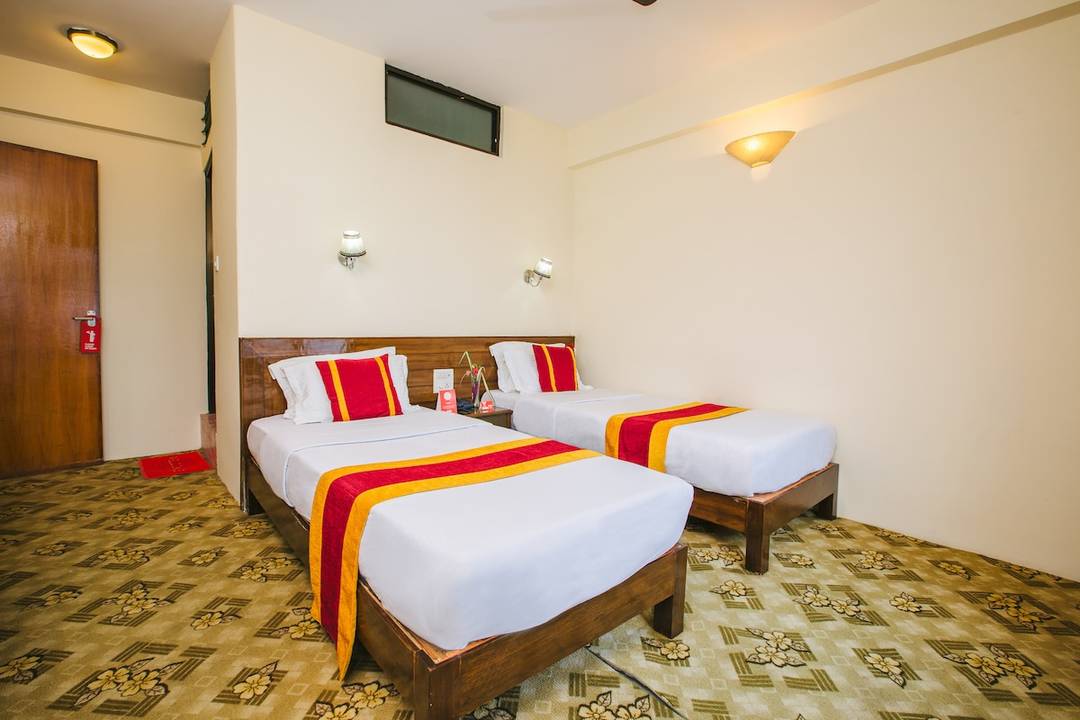 HOTEL GARUDA INN — photo