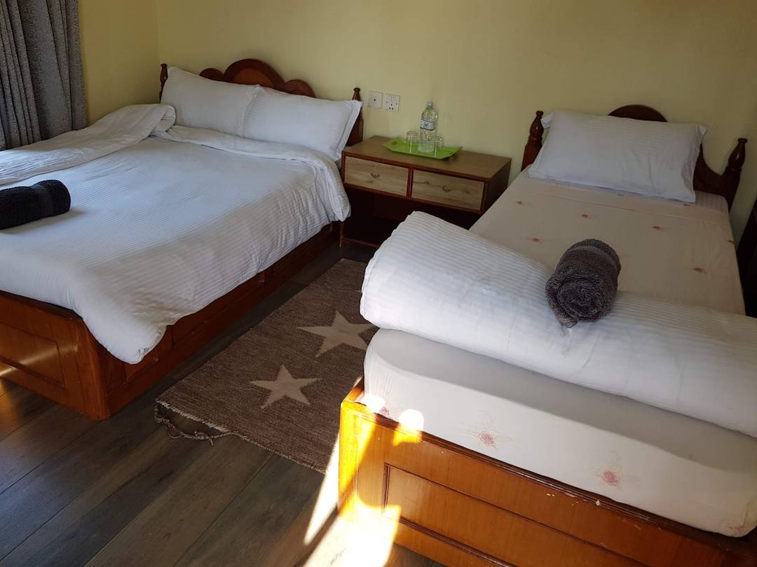 Phewa Room 1 Standard Twin Phewa Lake View — photo