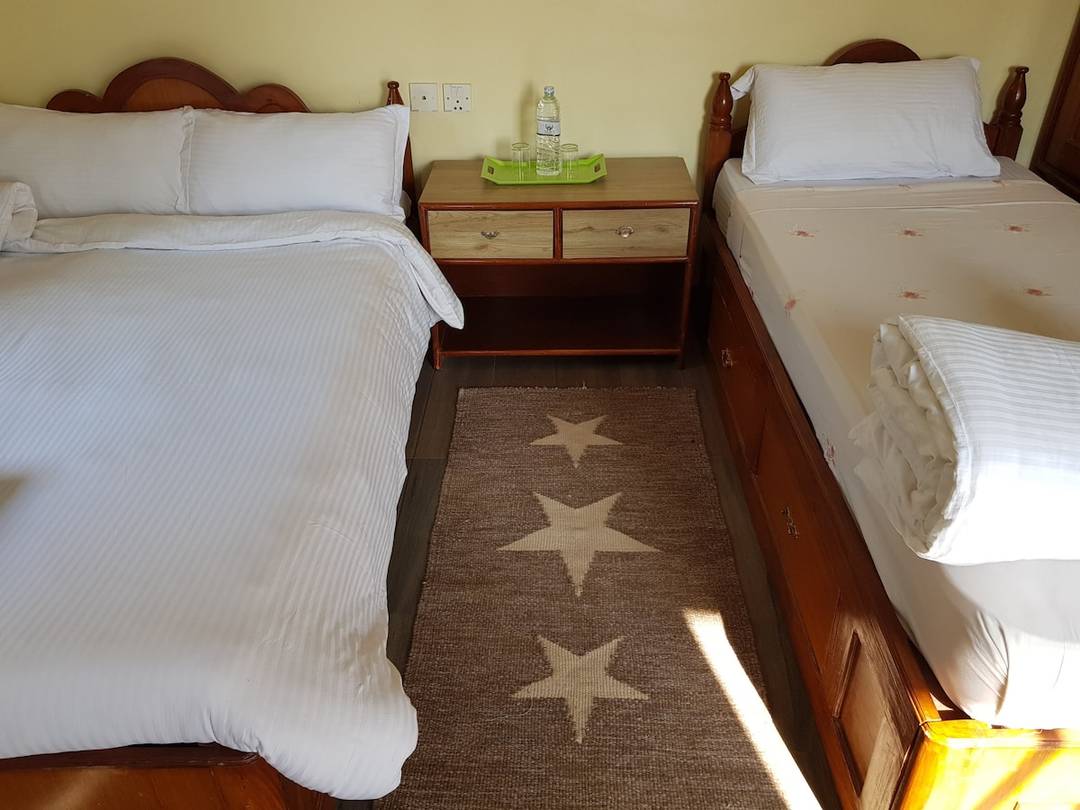 Phewa Room 1 Standard Twin Phewa Lake View — photo