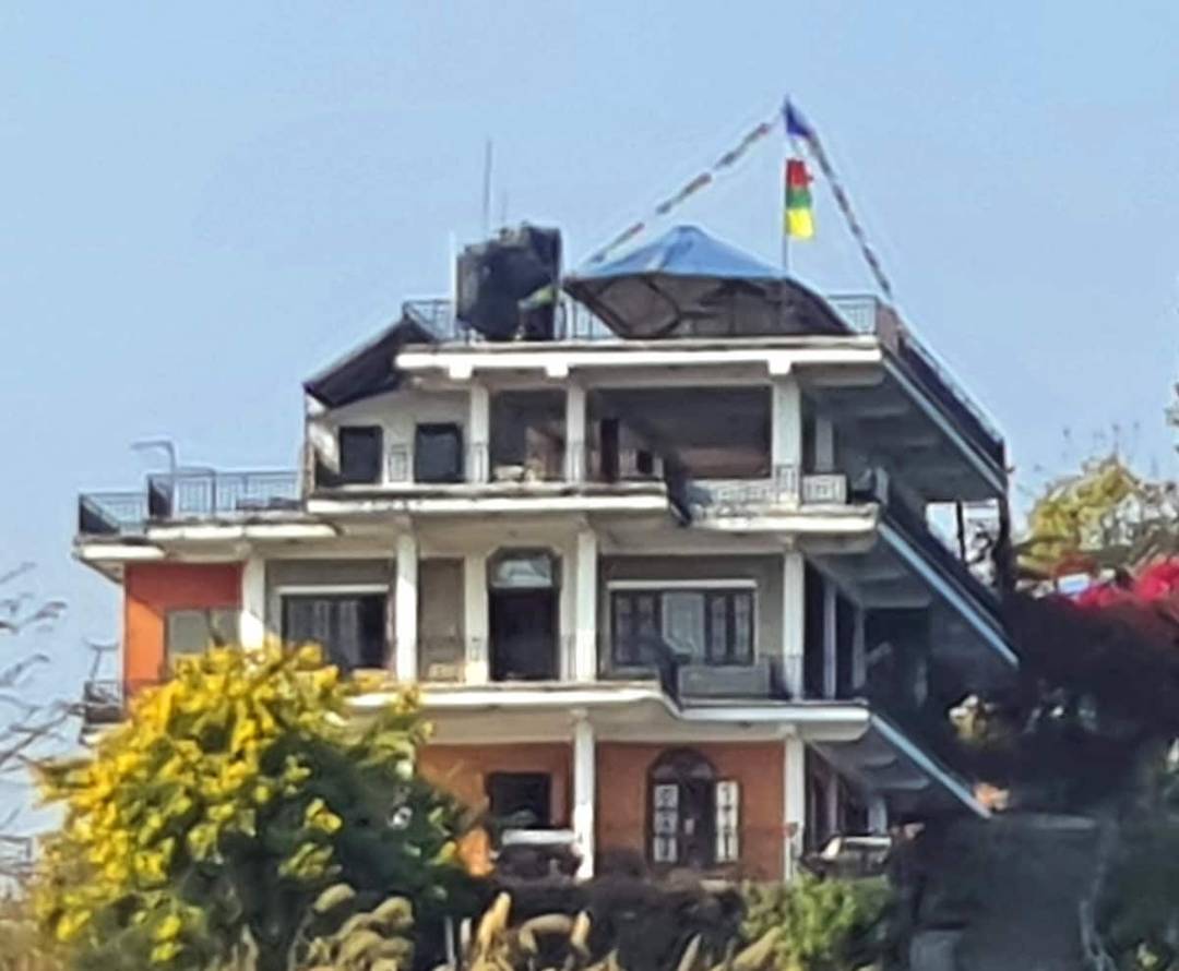 Peace Dragon Lodge. Twin room. Double aspect. — photo
