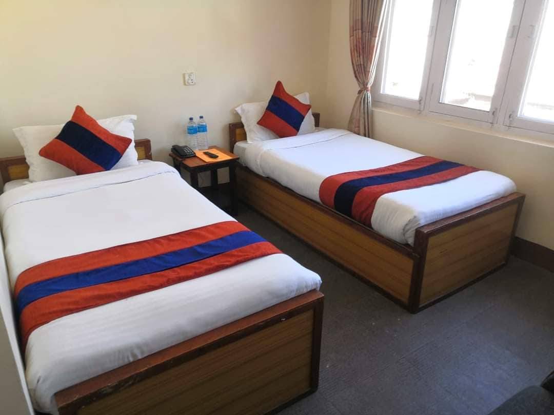 [One Deluxe Bed] Free WiFi24 hour hot water — photo