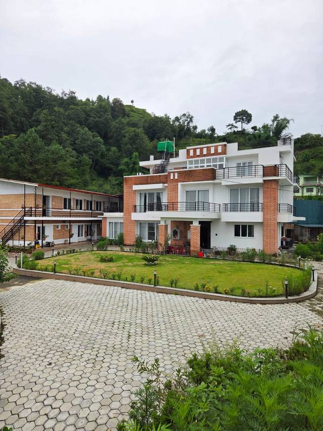 Hillside Homestay • Views • Good Food