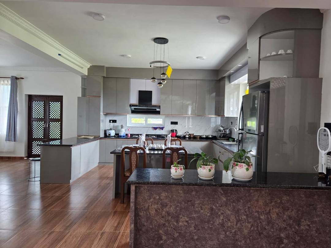Hillside Homestay • Views • Good Food — photo