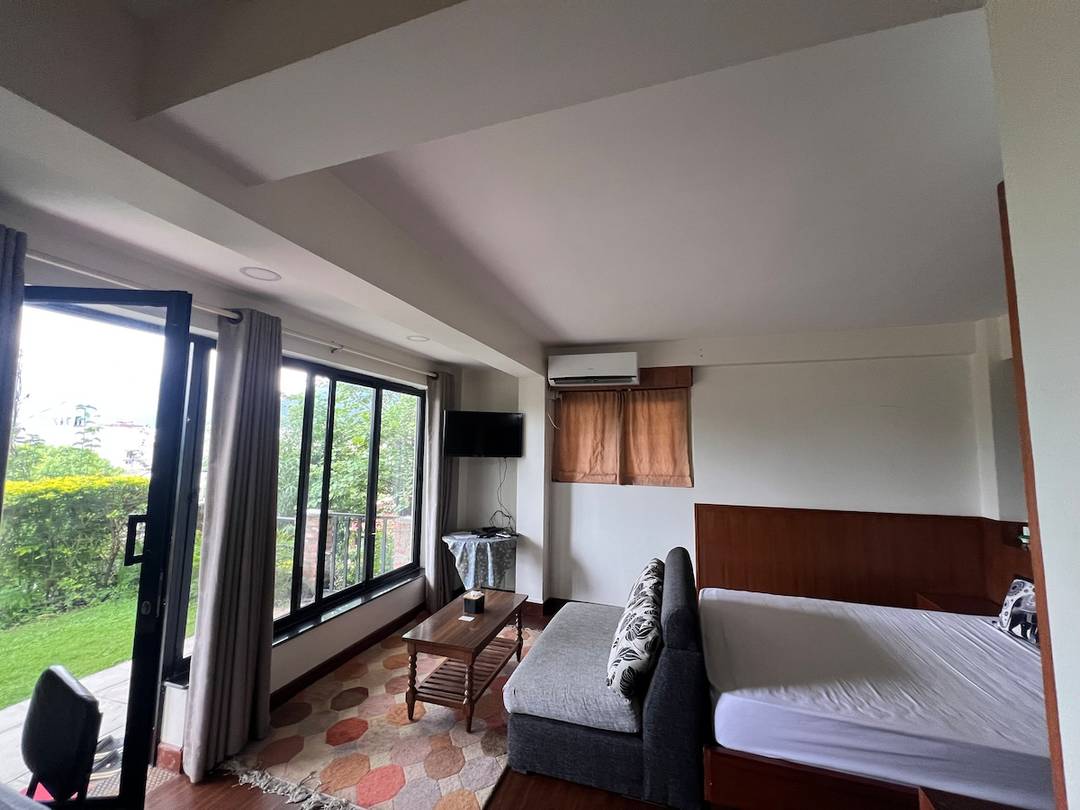 One Bedroom Apartment and A Studio — photo