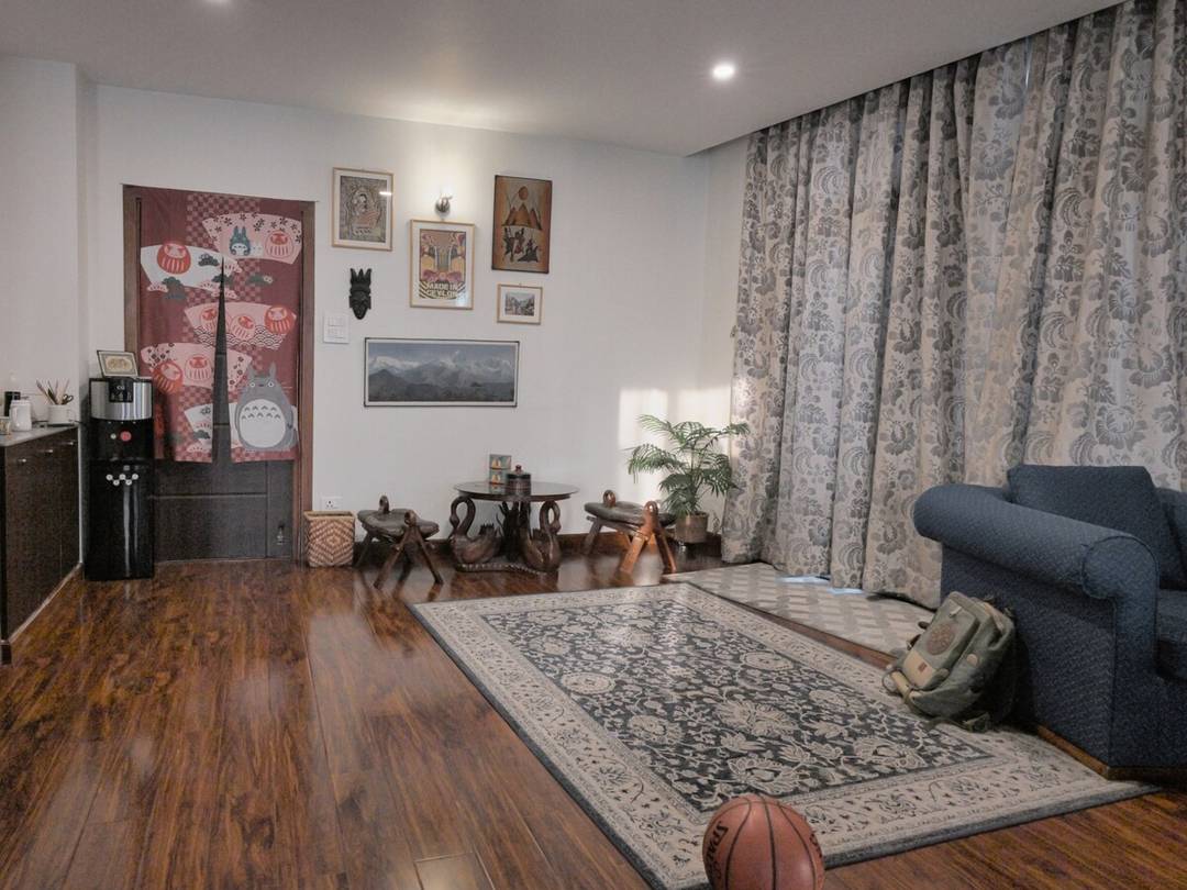 Spacious Apartment in Lalitpur with a Bathtub — photo