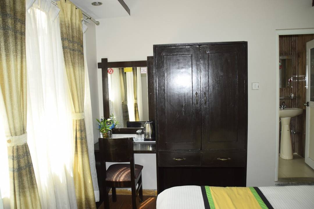 Tourists friendly room in Kathmandu. Quiet & Green — photo