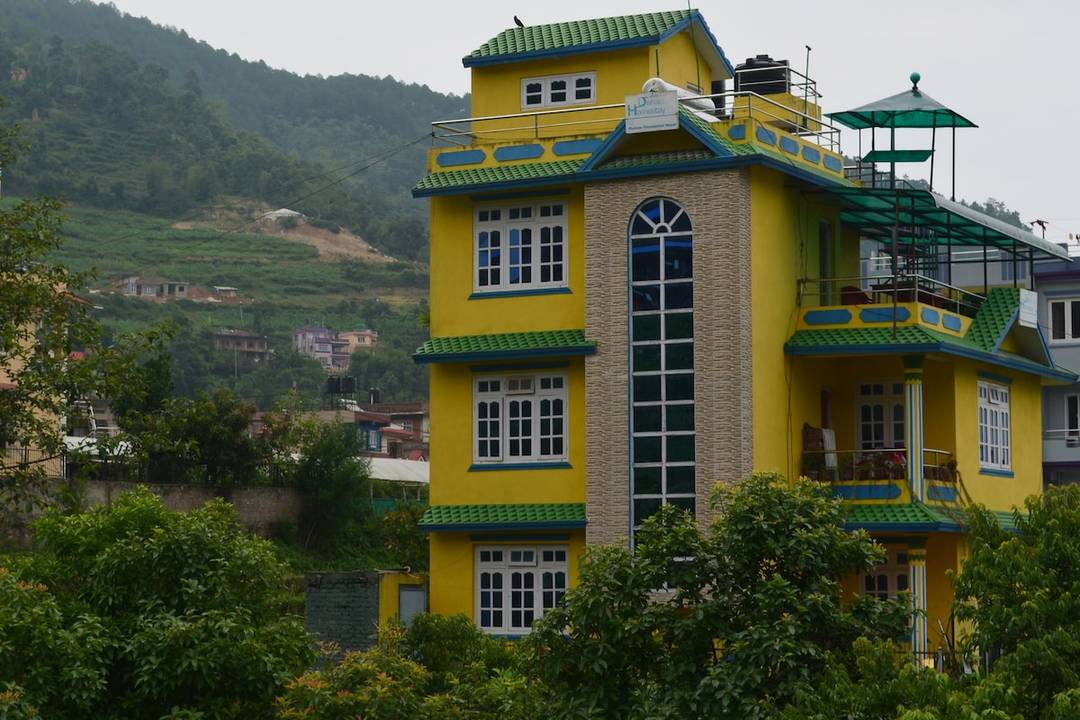 Located in green and peaceful environment. — photo