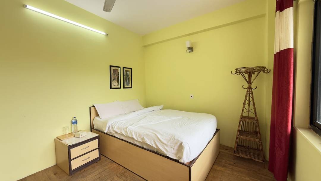 Peaceful Stay w/ bathroom attached