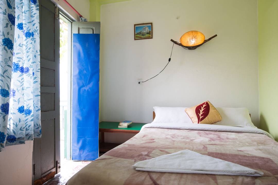 Double Quiet and Relaxing Room with lake view. — photo