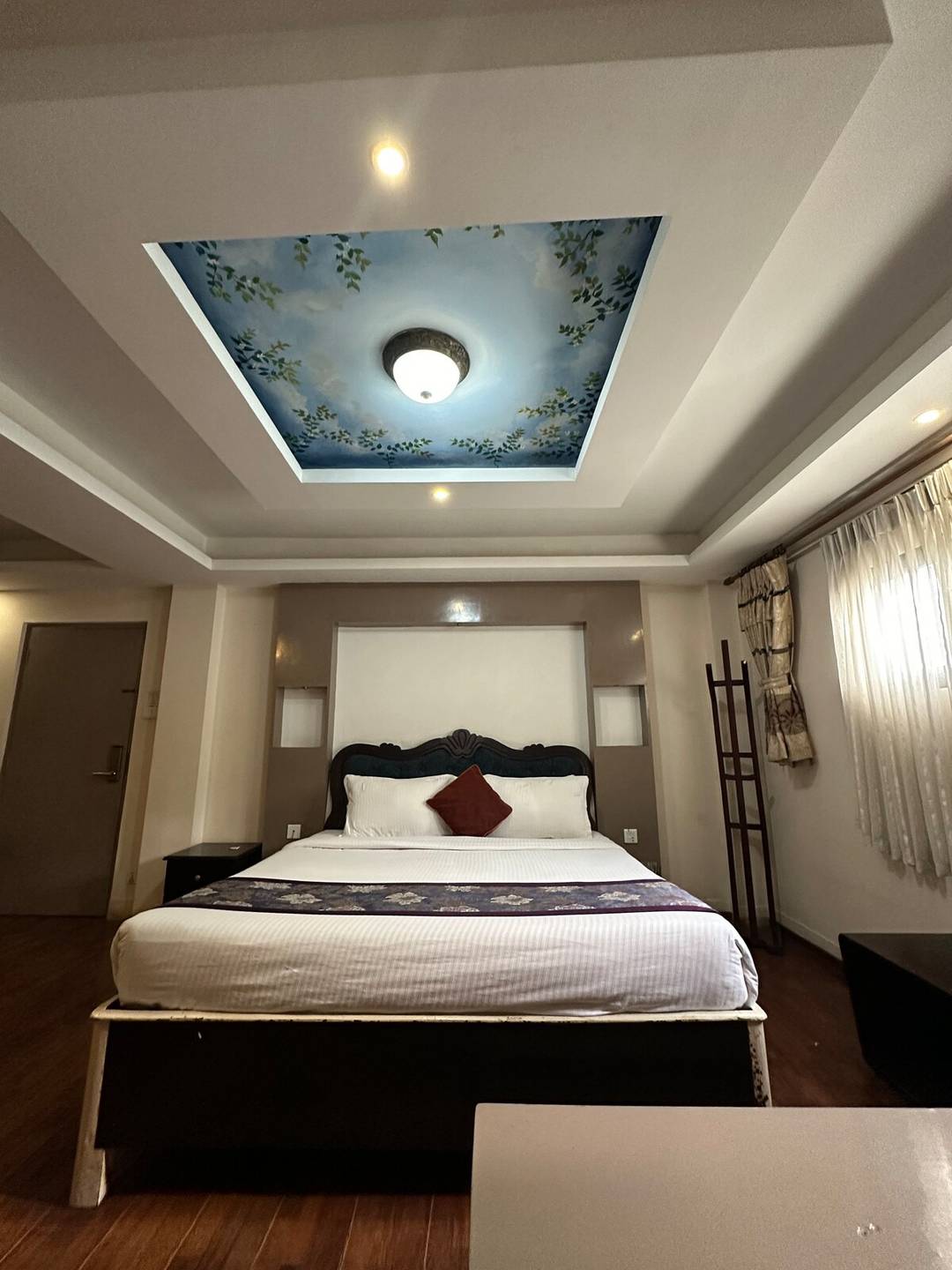 Hotel kathmandu square — photo