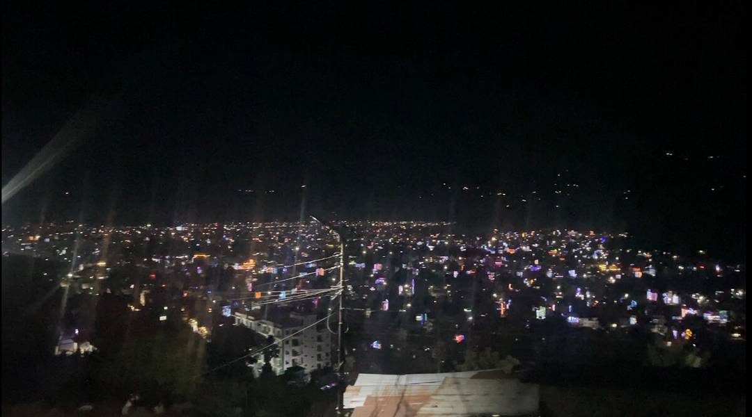 Calm City View Stay Surrounded by Nature — photo