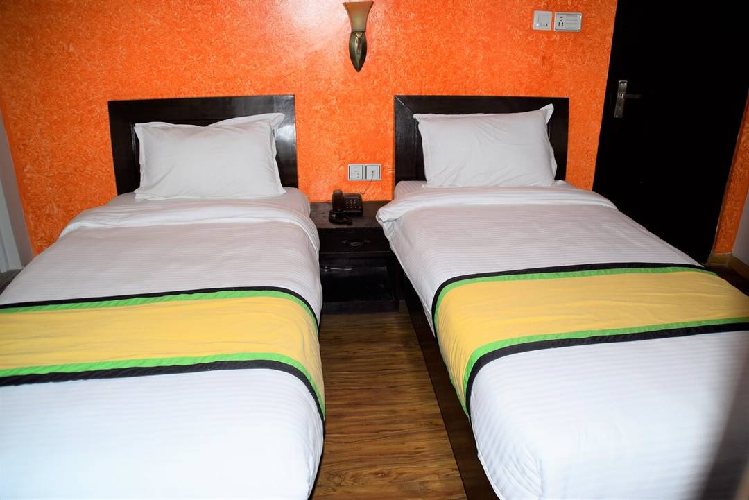 2-bed green property, attach bath & share kitchen — photo