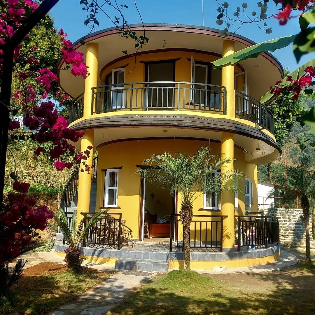 Round House Room 1 Deluxe Double Phewa Lake View — photo