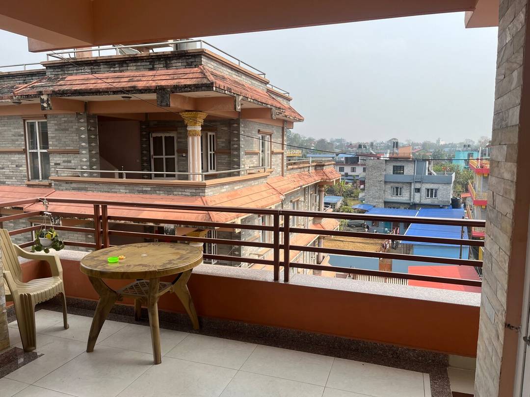 2BHK full furnished apartment near lakeside — photo