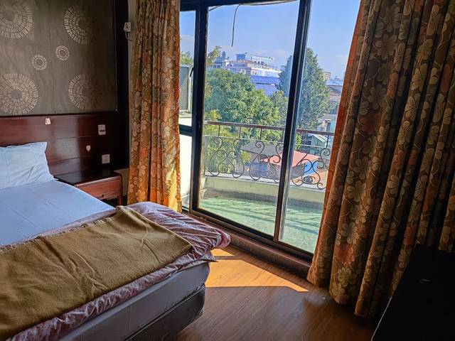 2 bedroom serviced apartment in the heart of city