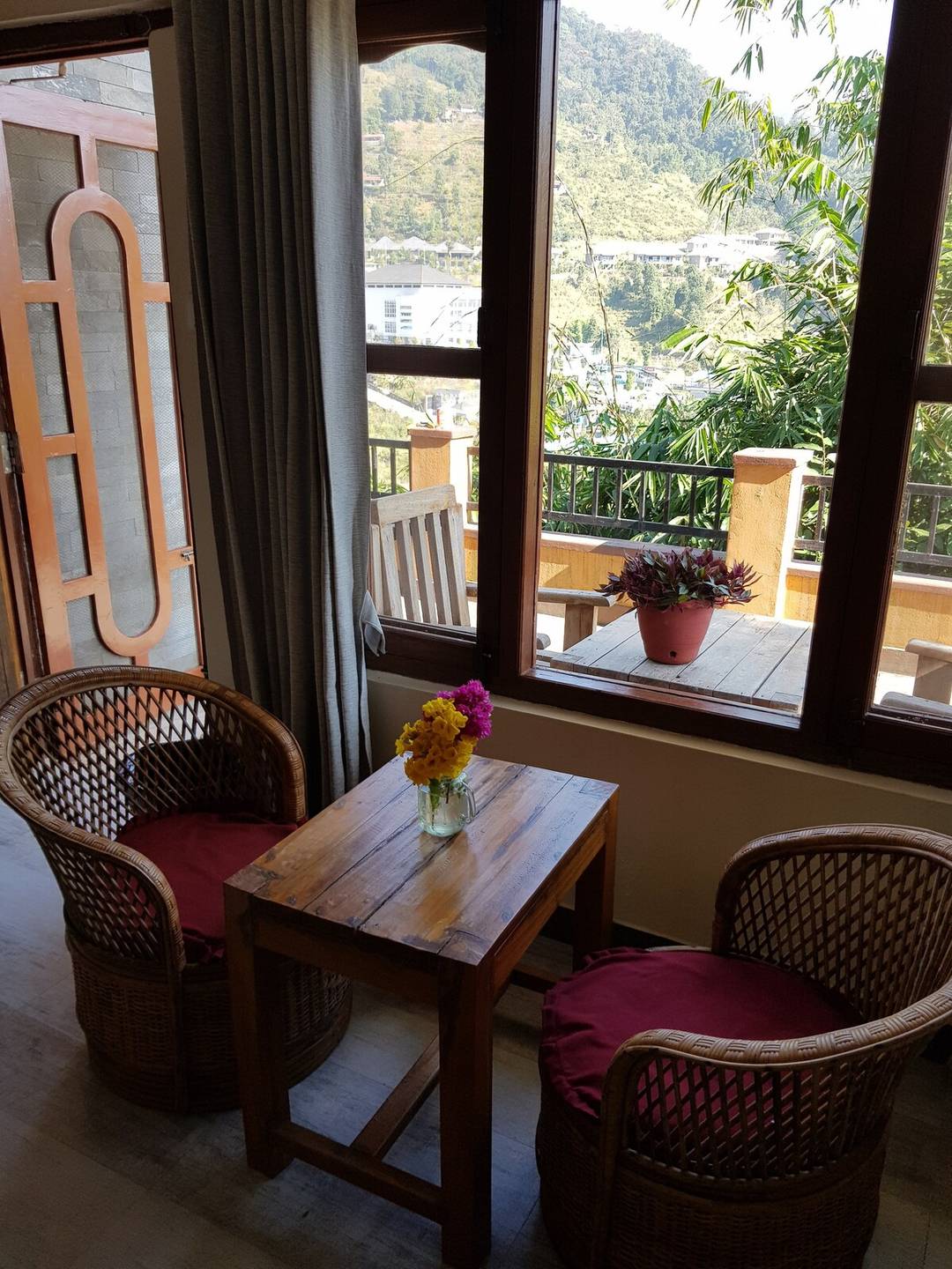 Annapurna II Superior Double Sunrise Village View — photo